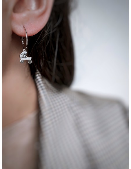 Newborn Wire Single Earring