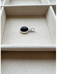 Small Oval Onix Medal 2