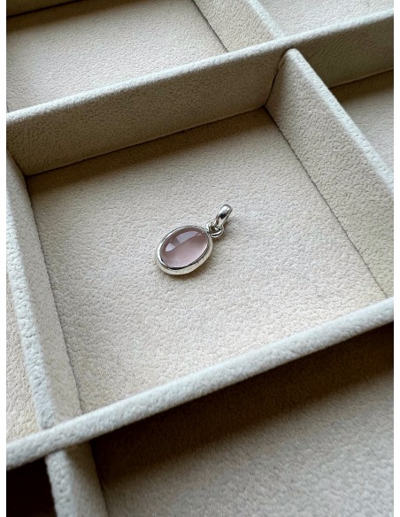 Small Oval Shape Rose Quartz Medal