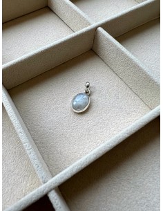 Small Oval Shape Moonstone... 2