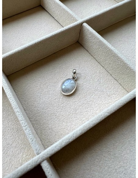 Small Oval Shape Moonstone Medal
