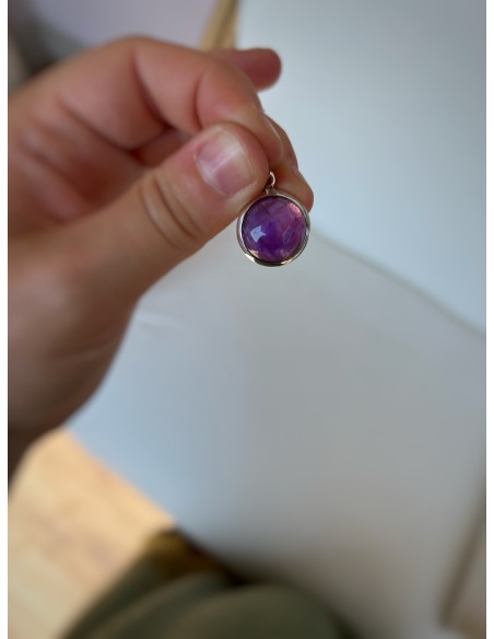 Round Amethyst Medal 1.8 cm