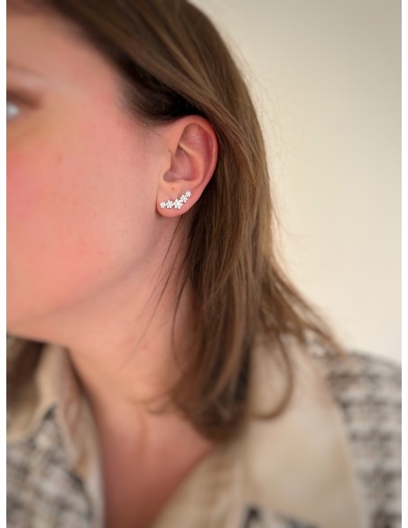 Single Earrings Flower Bouquet of Daisies