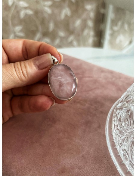 Oval Rose Quartz Medallion 3 cm x 2 cm