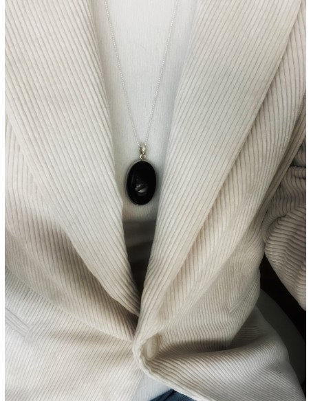 Oval Onyx medallion 3.6 cm x 2.6 cm