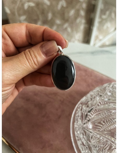 Oval Onyx medallion 3.6 cm x 2.6 cm