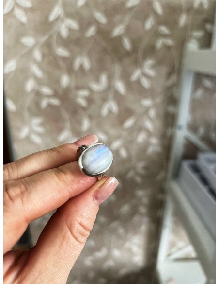 Moon stone ring size 16