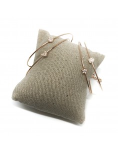 Bracciale Rigido Rosè con Soggetto in Pavè di Zirconi