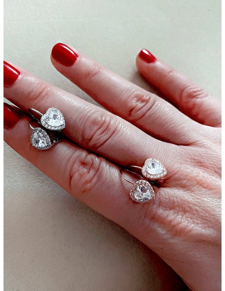 Orecchini a Monachella con Zircone a Forma di Cuore