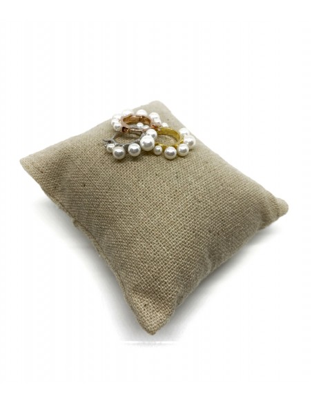 Mono Earring with All Round Pearls