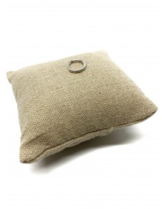 Small Torchon Mono Earring 2