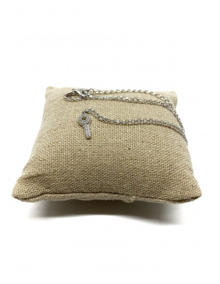 Collana Corta con Chiave in Pavè di Zirconi