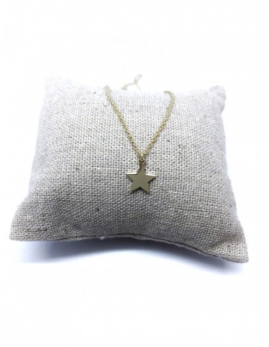 Short Necklace with Star Pendant