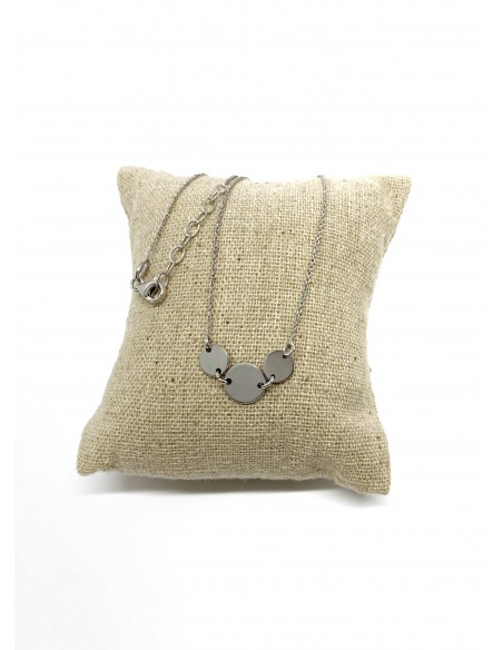 Necklace with Three Rods