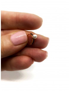 Mono Huggie Earring Zircons... 2