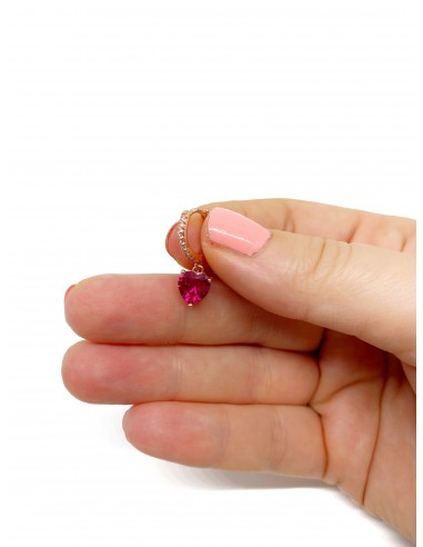 Heart-shaped Zircon Mono Huggie Earring