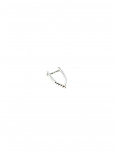 Rounded V-Shaped Mono Earring 2