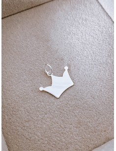 Subject Stylized Crown 2