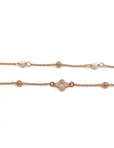 Double Necklace and Passing Flowers