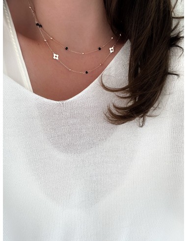 Double Necklace and Passing Flowers