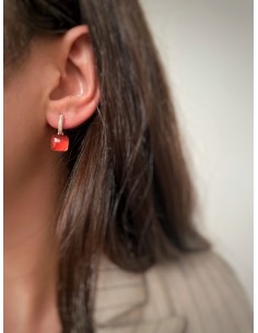 Red Zircon Square Scattino...